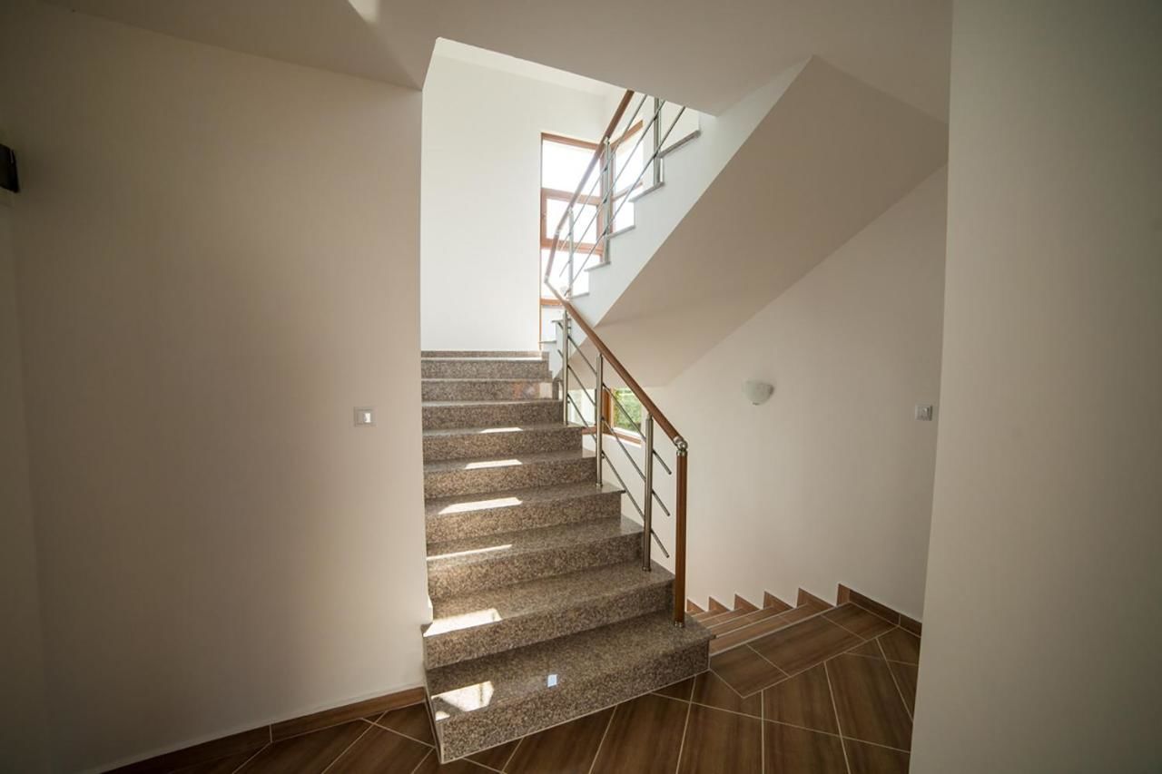 Виллы Villas in Complex Trakiyskiy Bryag Лозенец-31