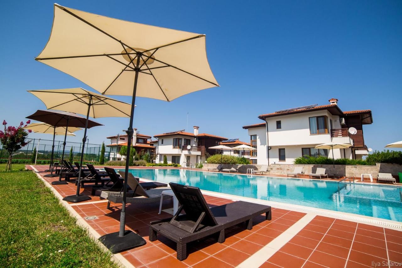 Виллы Villas in Complex Trakiyskiy Bryag Лозенец-44