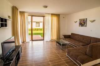 Виллы Villas in Complex Trakiyskiy Bryag Лозенец Вилла с 3 спальнями-34