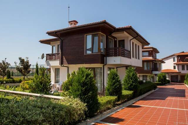 Виллы Villas in Complex Trakiyskiy Bryag Лозенец-42